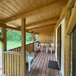 Pod Javorici アパート Lhotka (Jihlava)